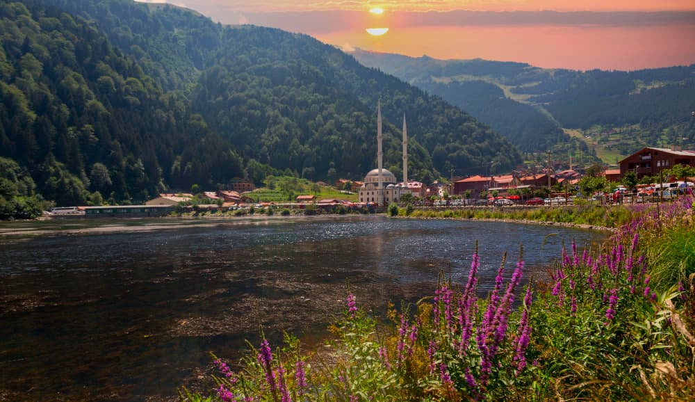 North Turkey: Explore the Green Heart of Turkey (Trabzon & Uzungol)
